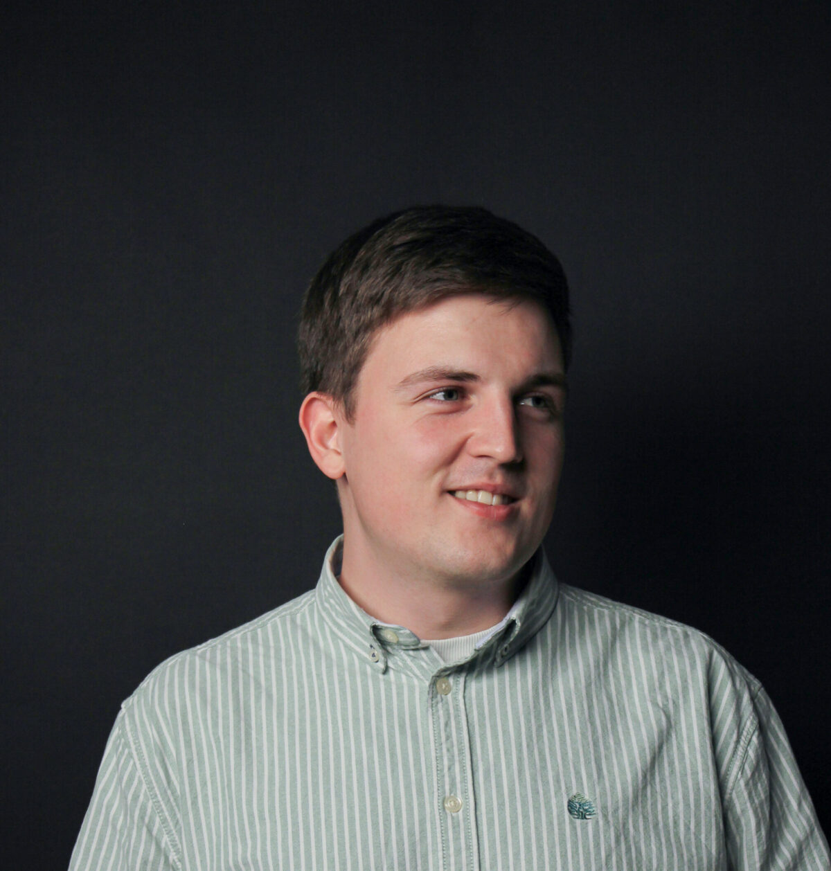 Darko-Sekulić-portret-1200x1258.jpg picture